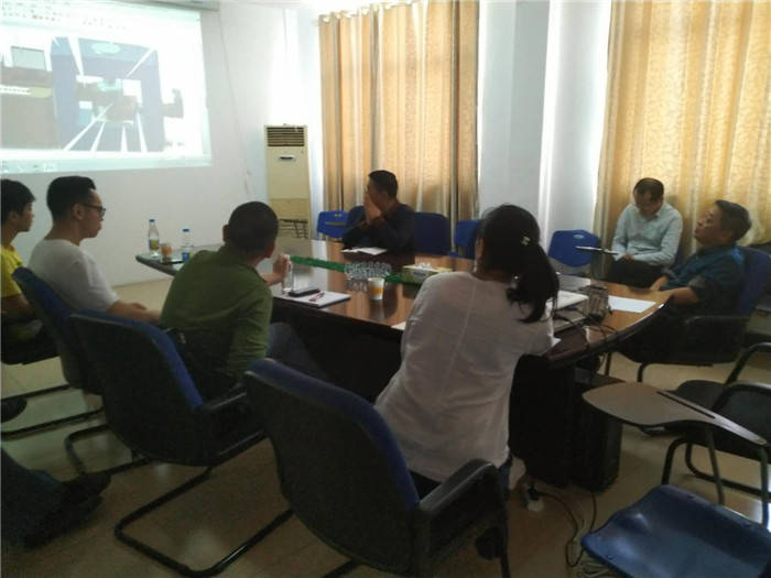 微機(jī)控制電液伺服粗粒土直剪試驗(yàn)機(jī)研討會(huì) 微機(jī)控制電液伺服粗粒土直剪試驗(yàn)機(jī)研討會(huì)